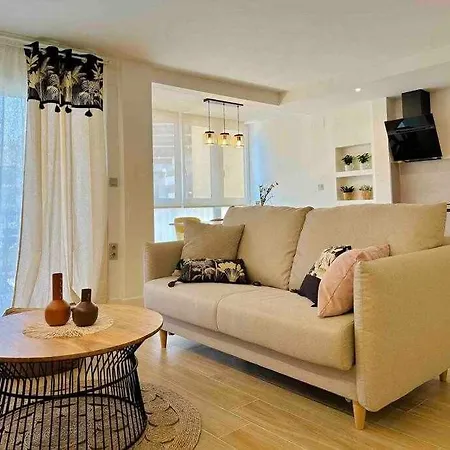 Pepes 3 & Parking Apartament